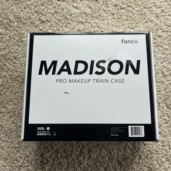 NEW Fancii Madison Small Makeup Case - Weekender - Picture 5 of 7